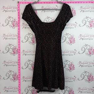 Forever 21 dress open back cutout  Black Floral Midi Dress with Pink Print